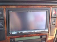 Фотография установки магнитолы Alpine ICS-X8 в Volkswagen Passat B5+